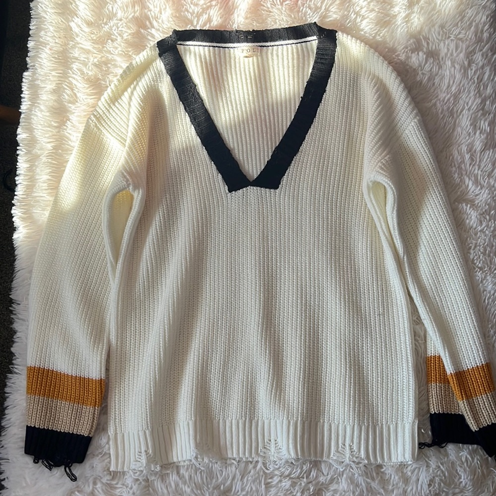 Beautiful sweater! NWOT